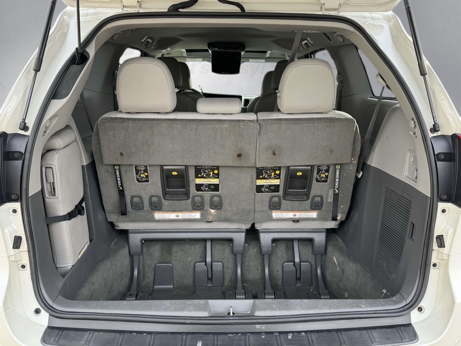 2015 Toyota Sienna XLE 8 Passenger