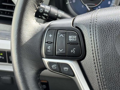 2015 Toyota Sienna XLE 8 Passenger