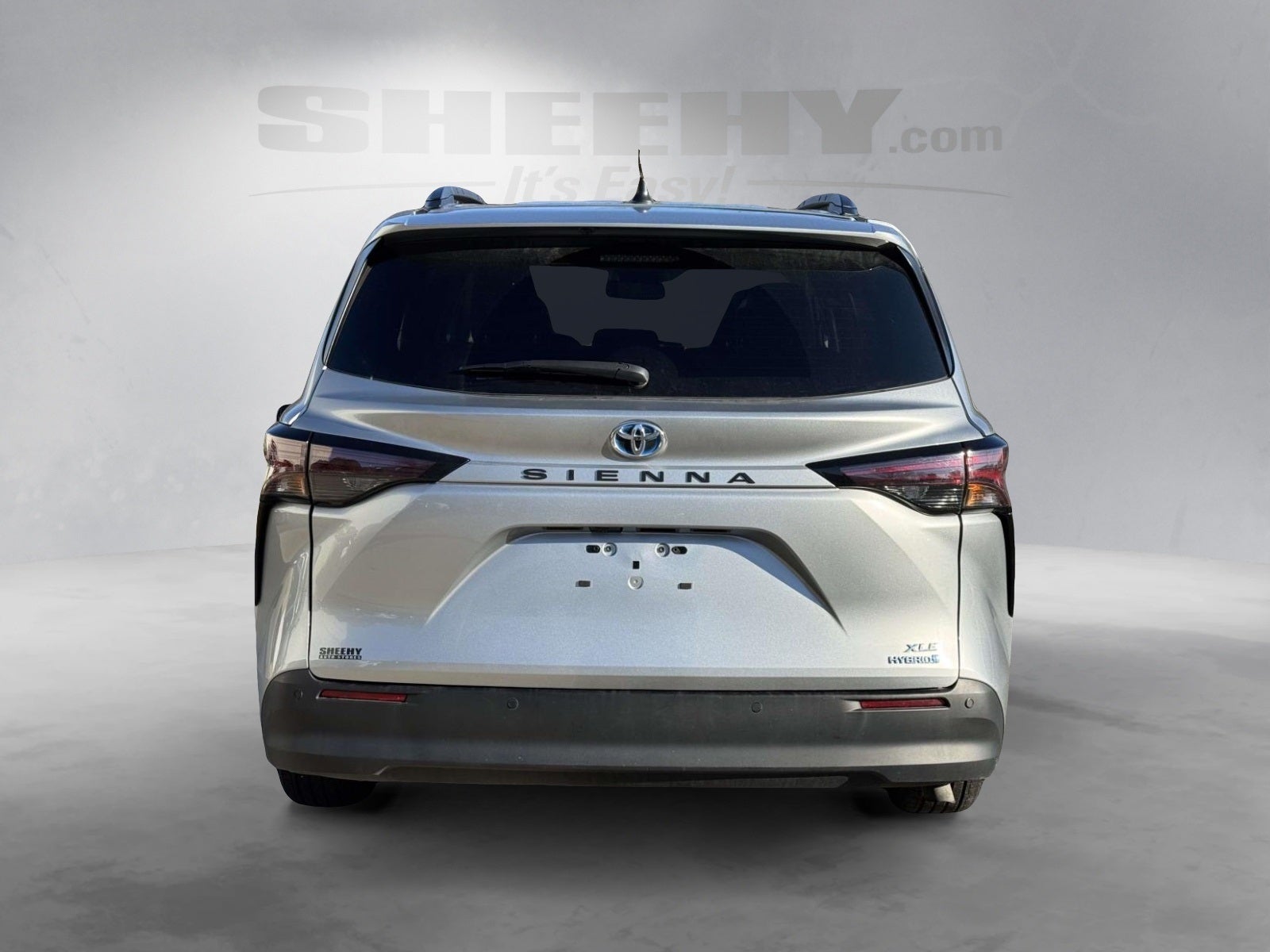 2024 Toyota Sienna XLE 8 Passenger