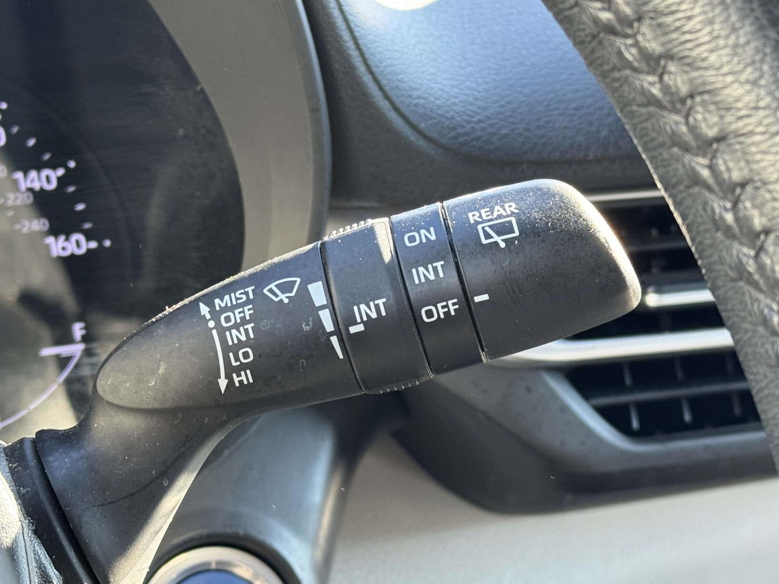 2023 Toyota Sienna XLE 8 Passenger