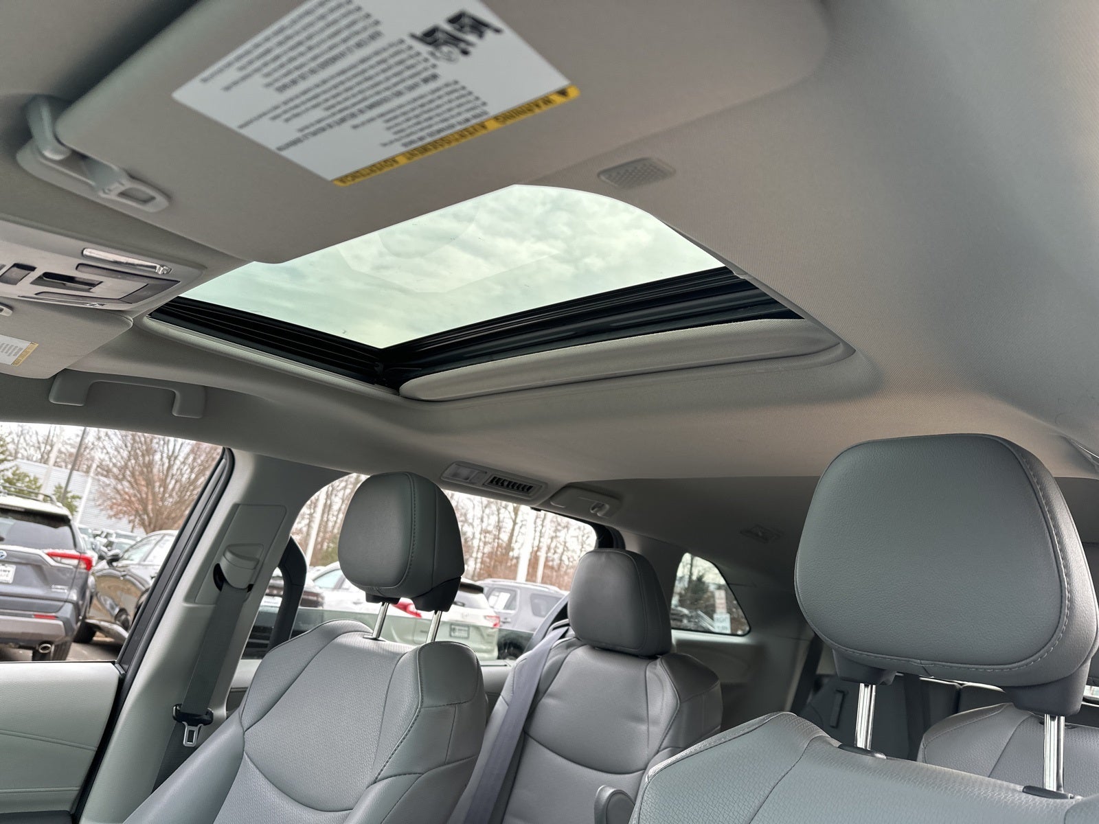 2022 Toyota Sienna XLE HYBRID 7 Passenger