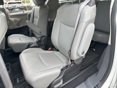 2022 Toyota Sienna XLE HYBRID 7 Passenger