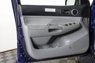 2006 Toyota Tacoma Base V6