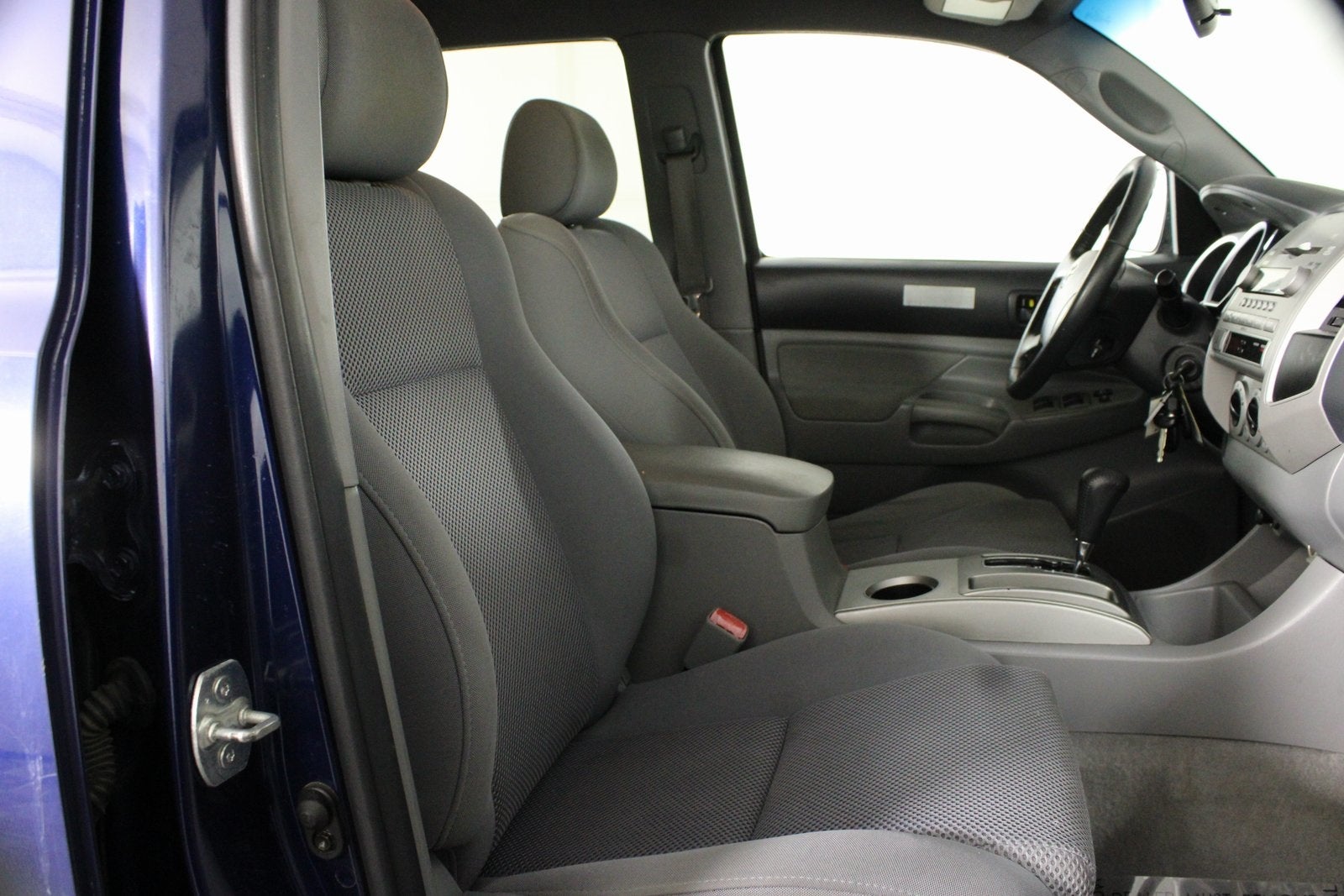 2006 Toyota Tacoma Base V6