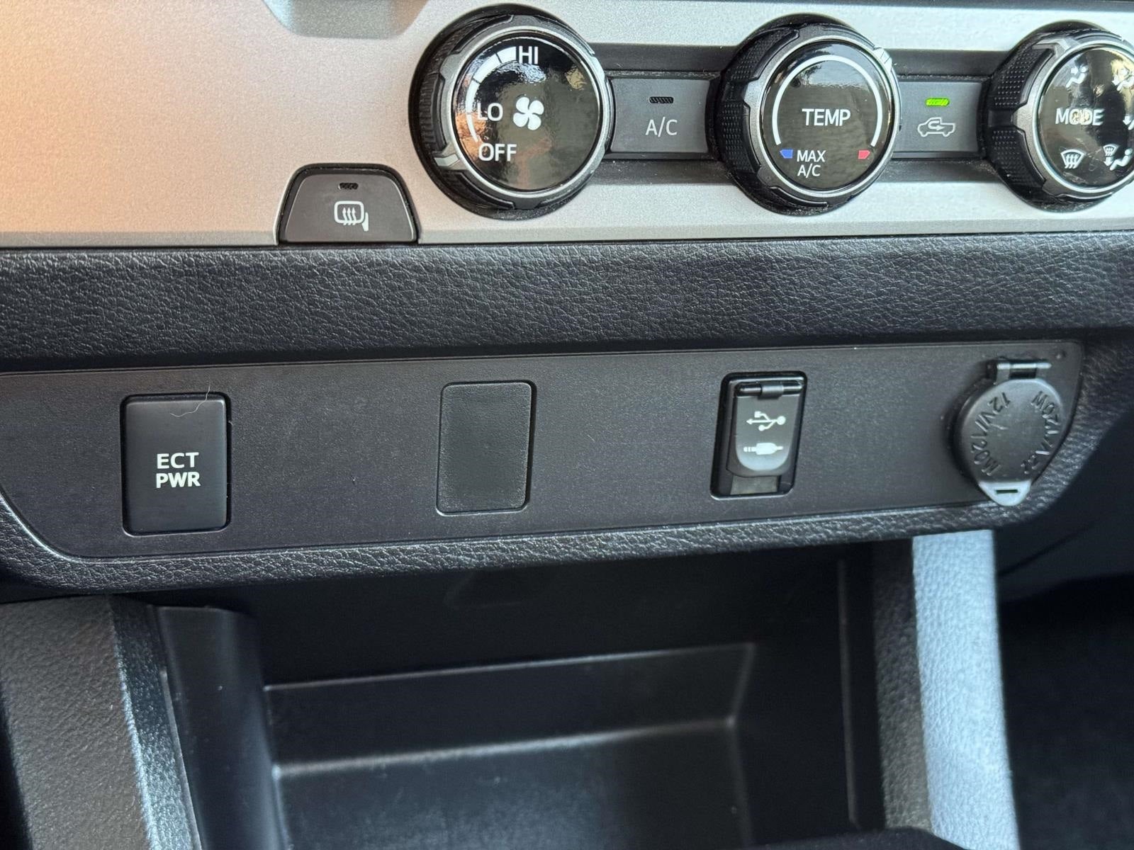 2016 Toyota Tacoma SR5 V6