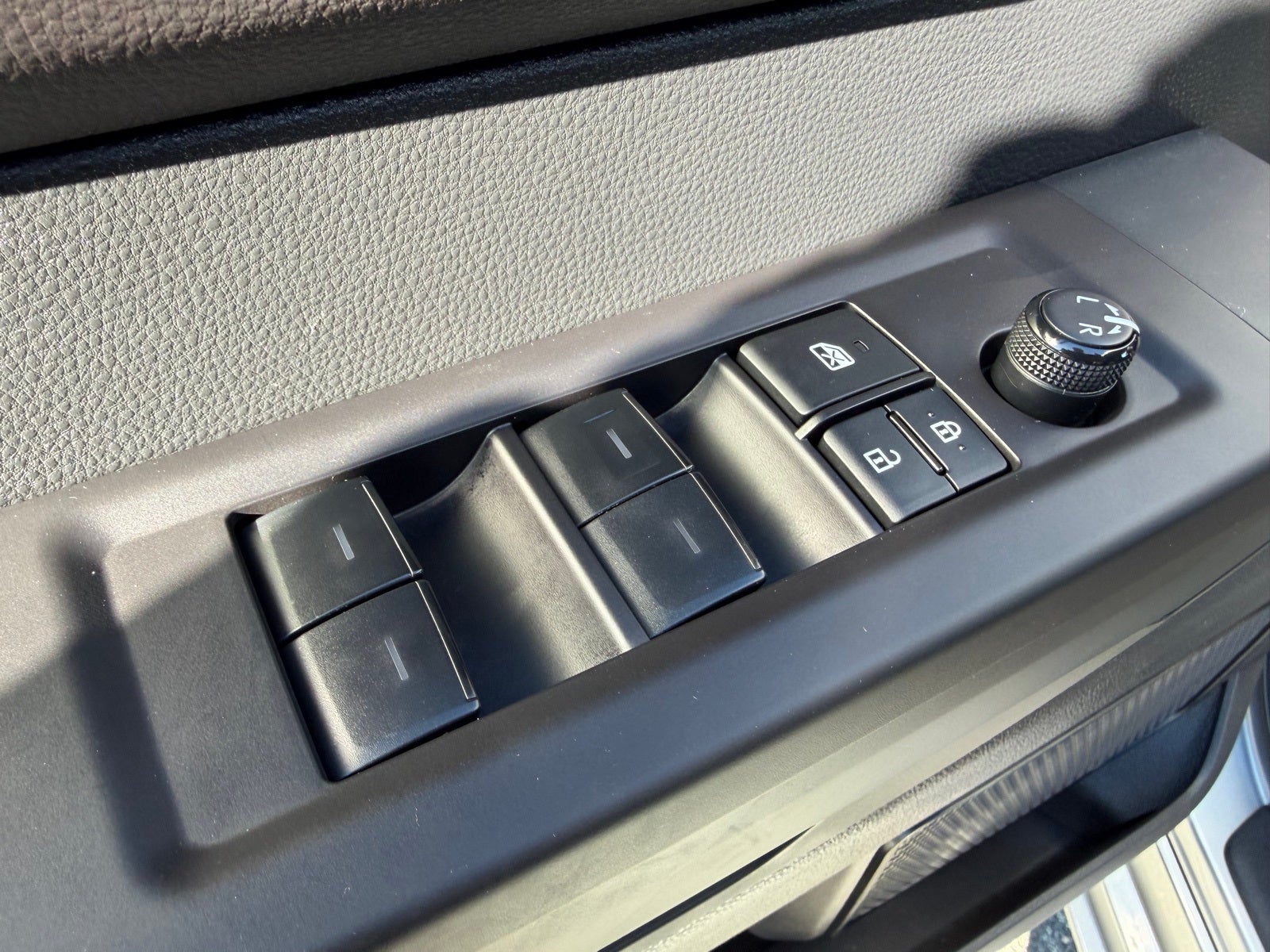 2023 Toyota Tundra SR