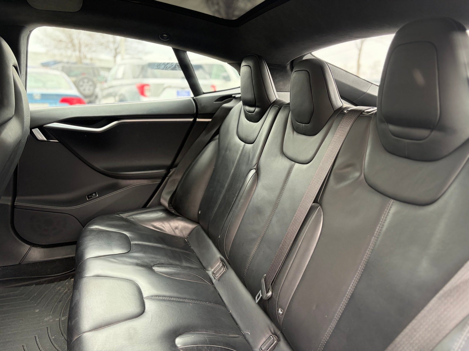 2016 Tesla Model S 75D
