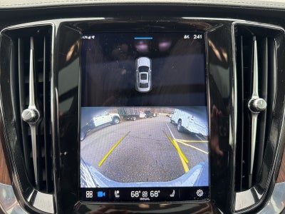 2023 Volvo S60 Recharge Plug-In Hybrid Ultimate