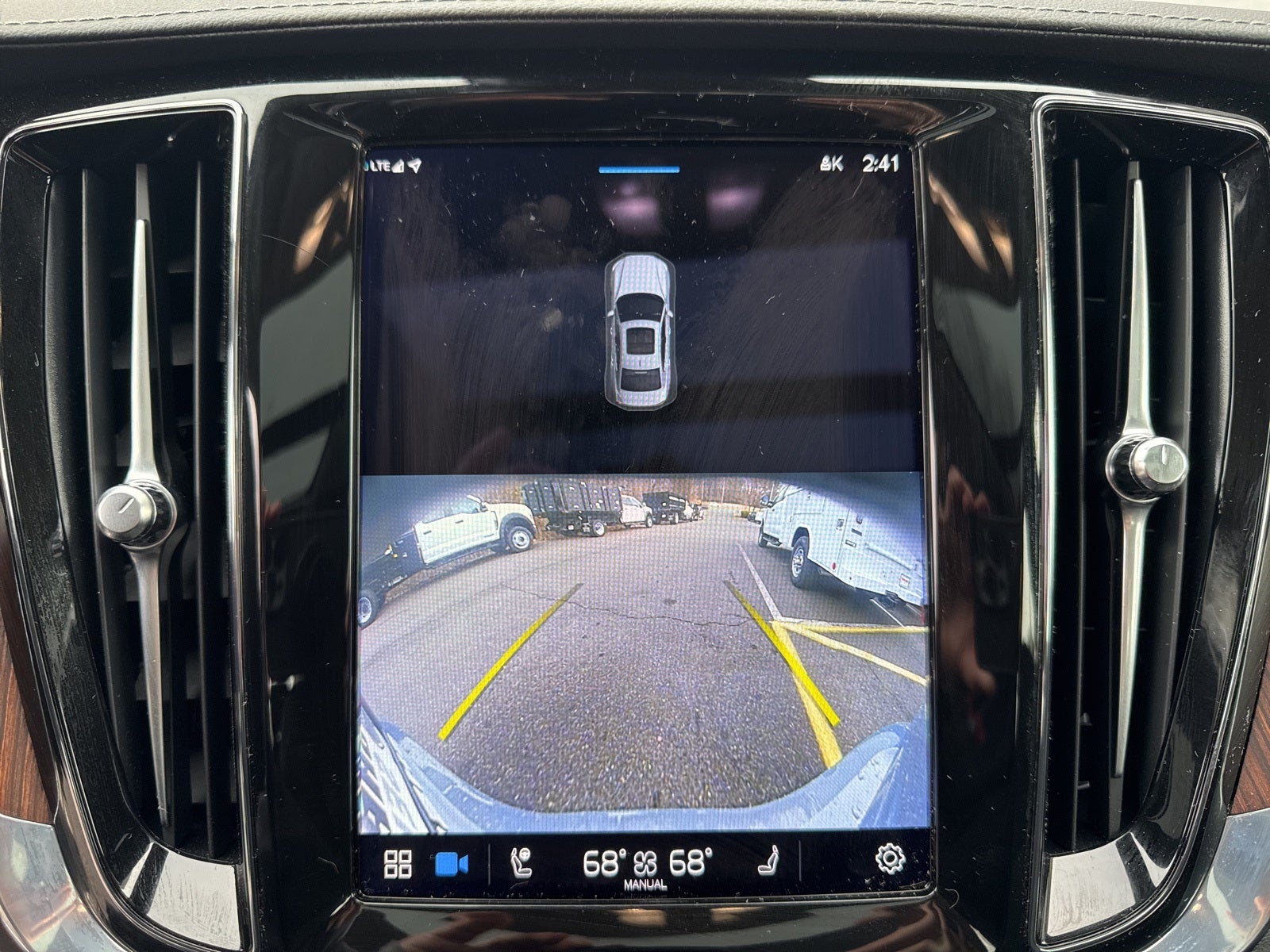 2023 Volvo S60 Recharge Plug-In Hybrid Ultimate