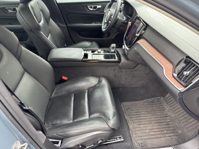 2023 Volvo S60 Recharge Plug-In Hybrid Ultimate