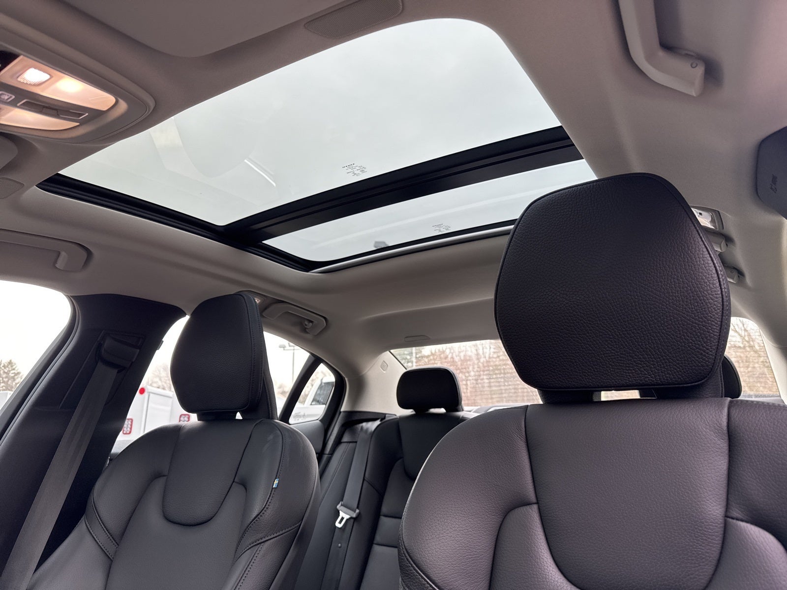 2023 Volvo S60 Recharge Plug-In Hybrid Ultimate