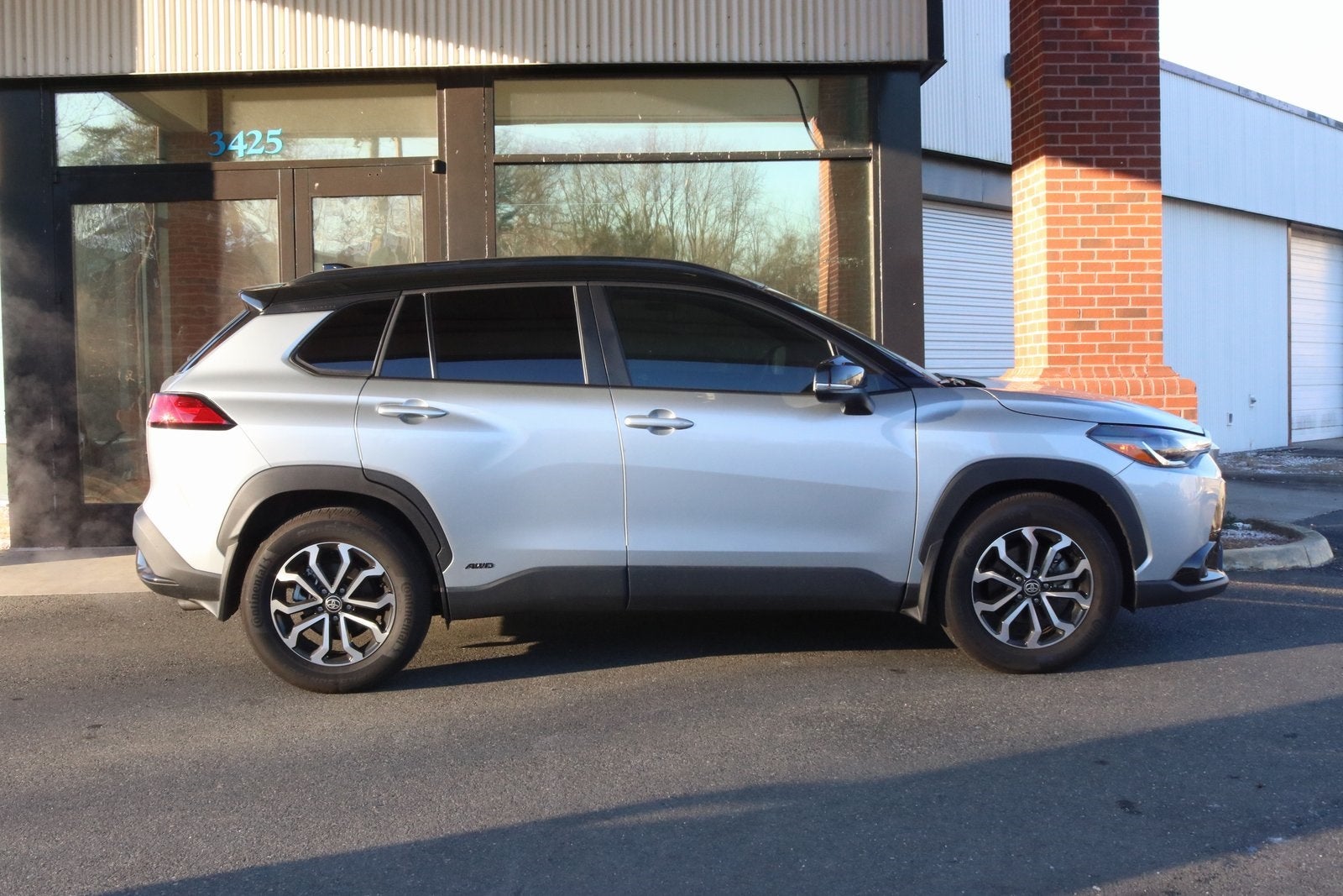 2024 Toyota Corolla Cross Hybrid SE