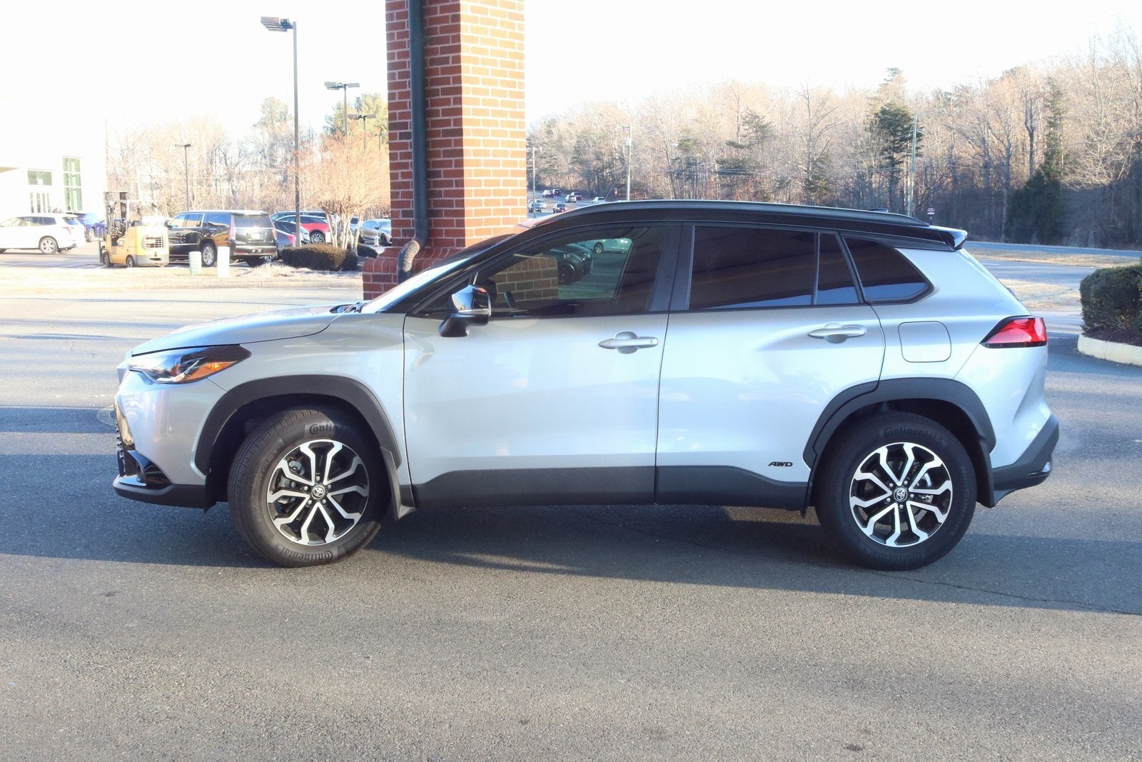 2024 Toyota Corolla Cross Hybrid SE