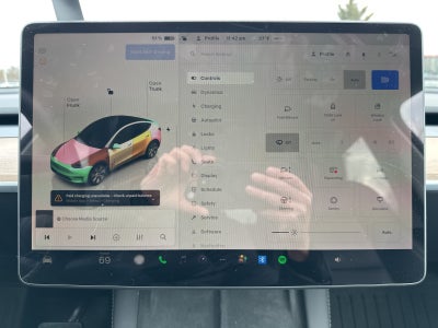 2023 Tesla Model Y Long Range