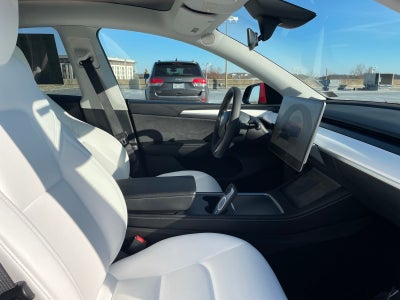 2024 Tesla Model Y Long Range