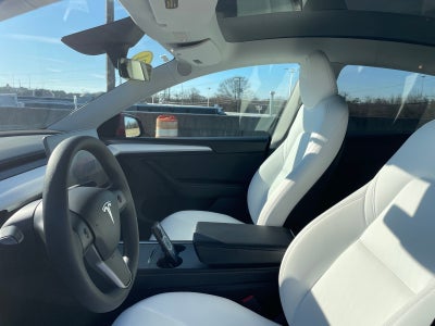 2024 Tesla Model Y Long Range