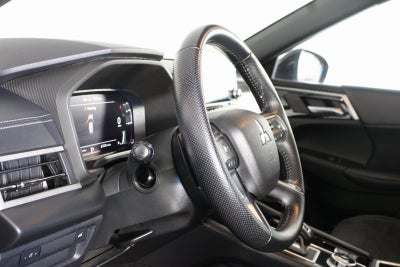 2023 Mitsubishi Outlander SE Black Edition