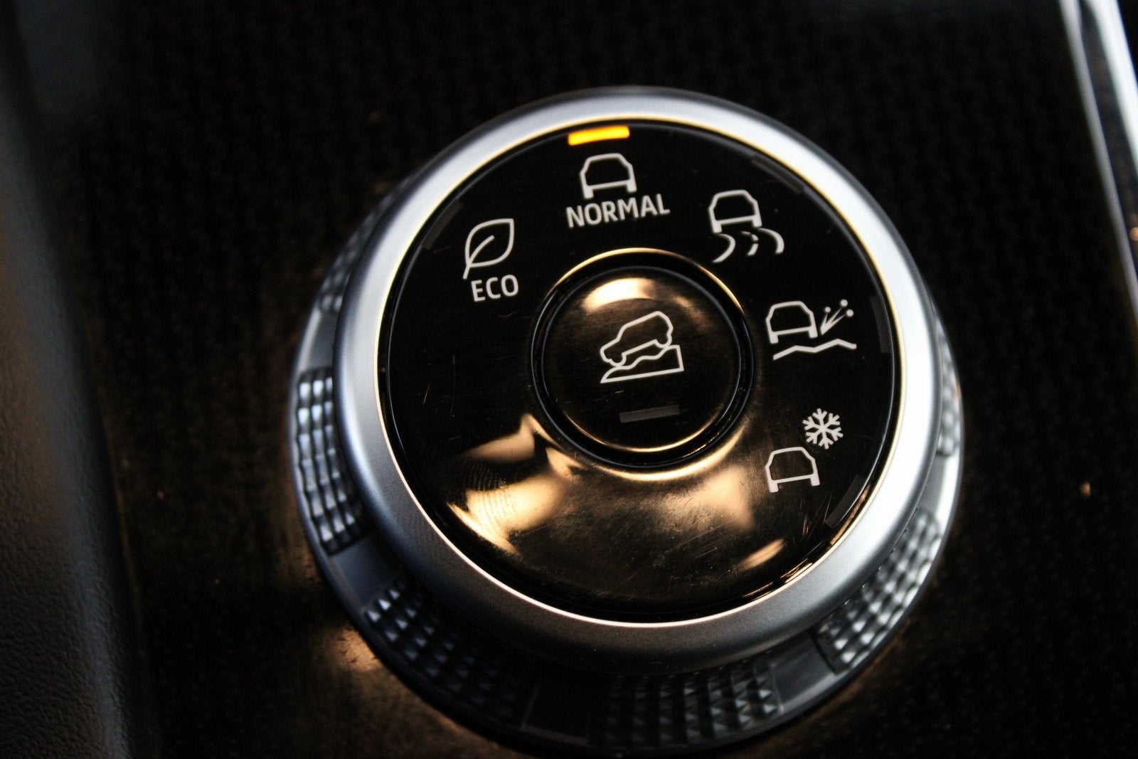 2023 Mitsubishi Outlander SE Black Edition