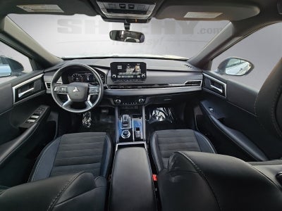 2024 Mitsubishi Outlander SE Black Edition