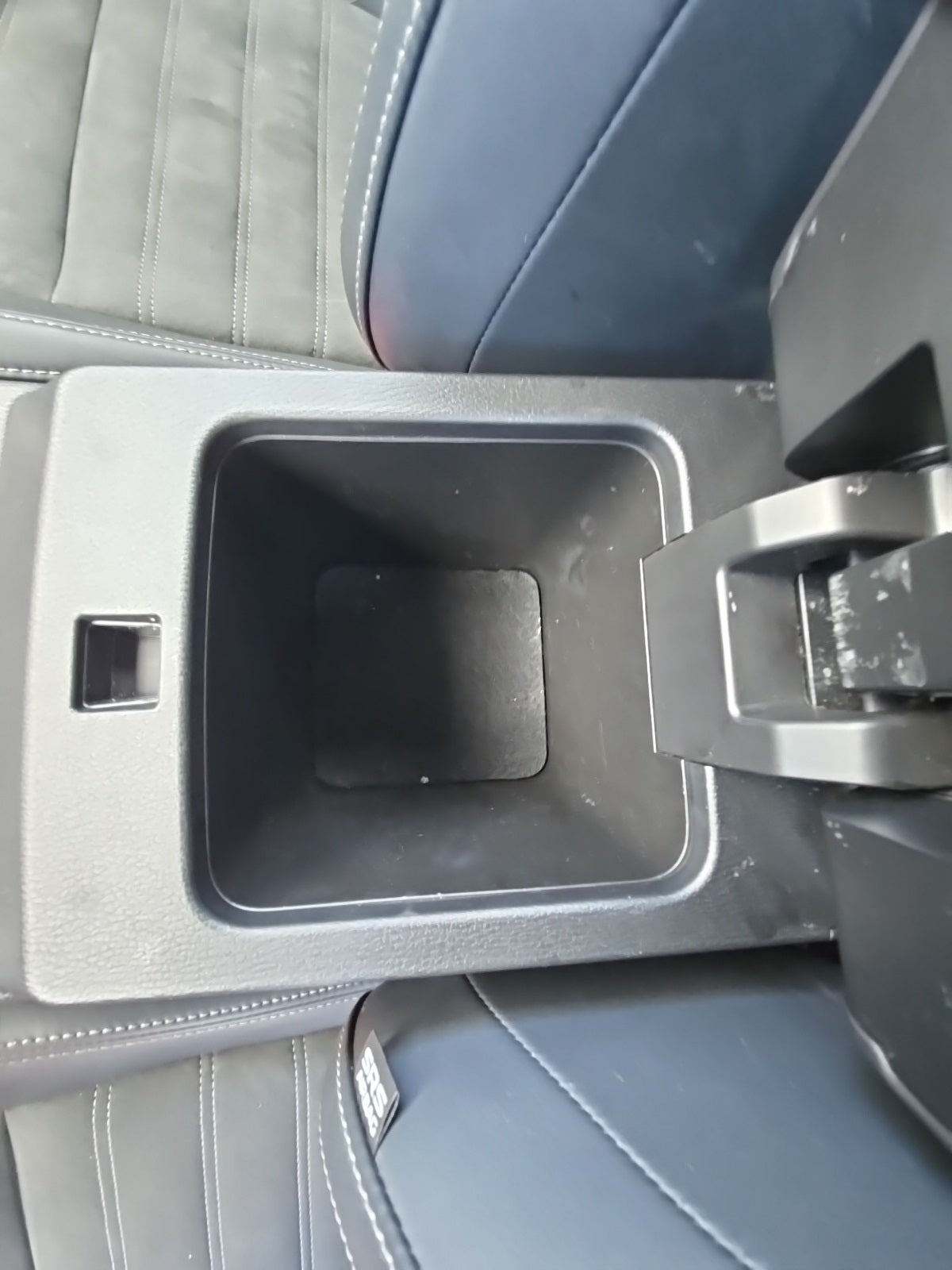 2024 Mitsubishi Outlander SE Black Edition