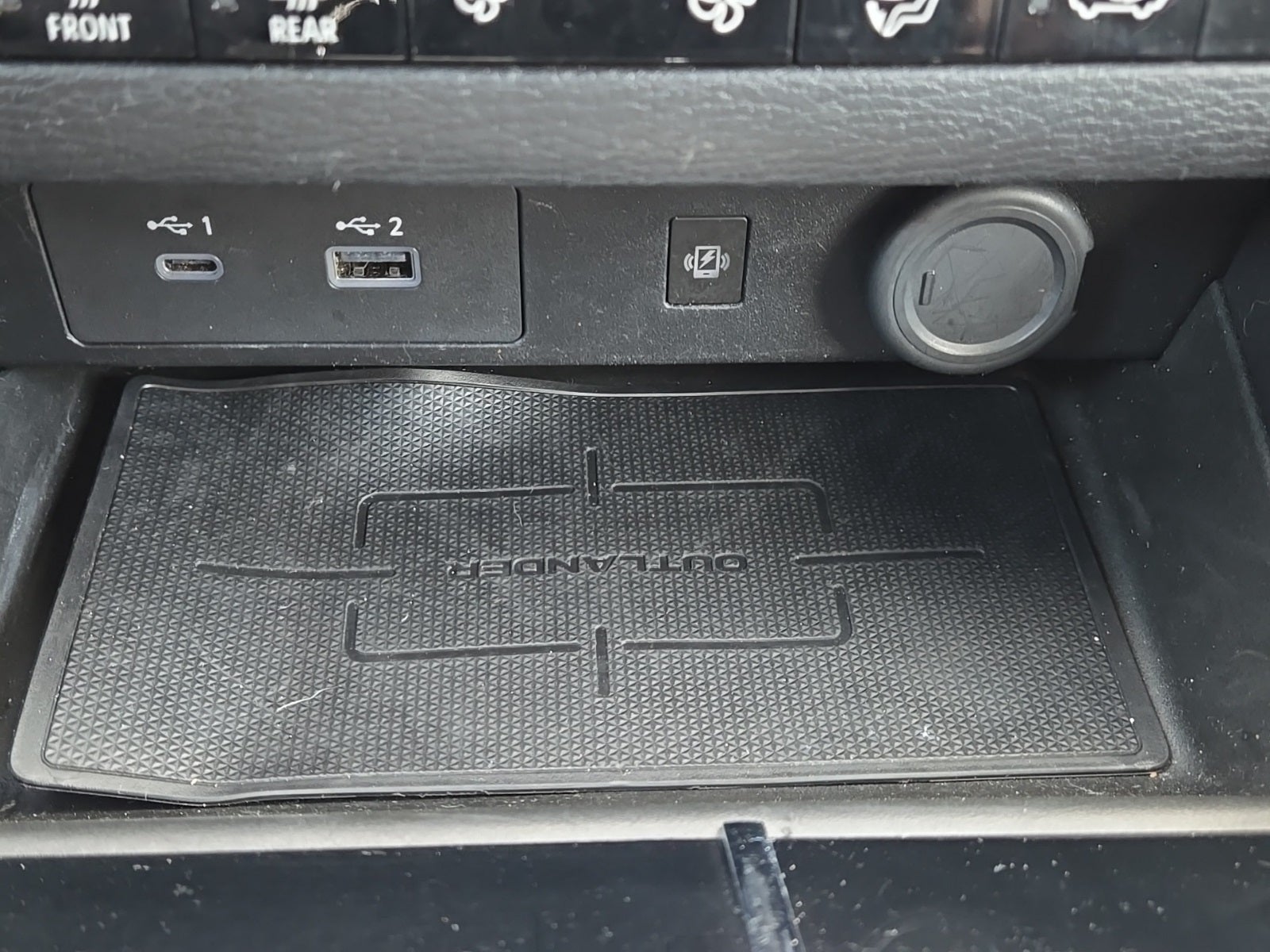 2024 Mitsubishi Outlander SE Black Edition