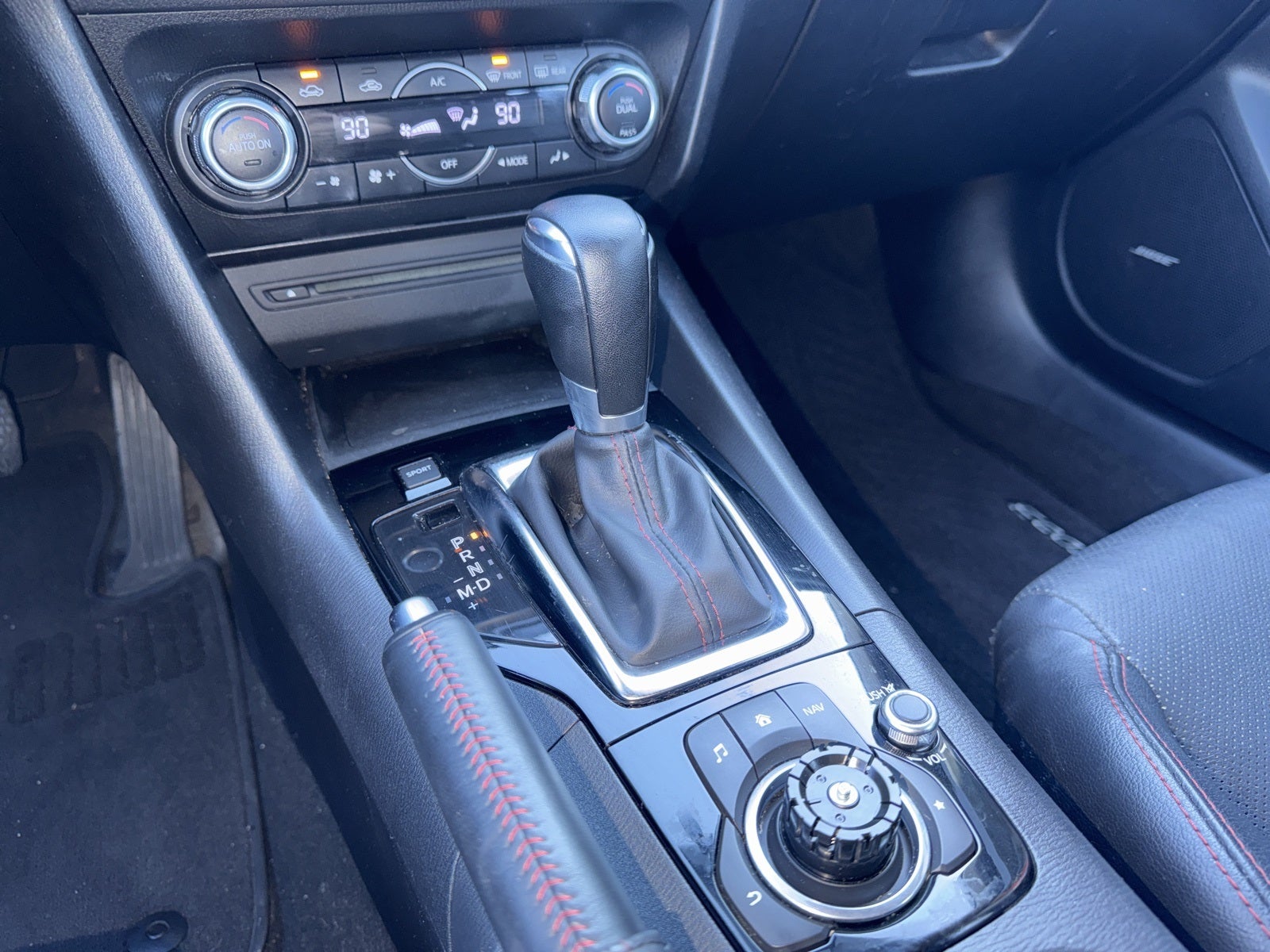 2014 Mazda Mazda3 s Grand Touring