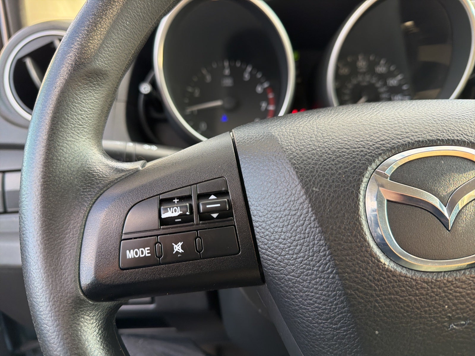 2012 Mazda Mazda5 Sport