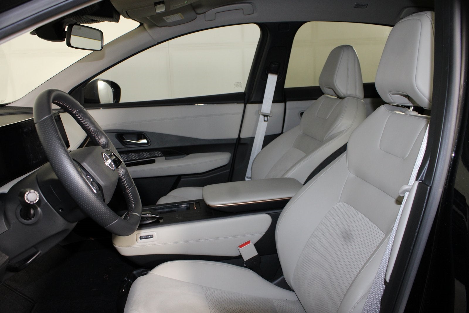 2023 Nissan Ariya ENGAGE