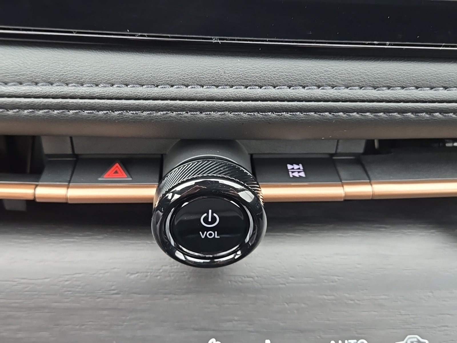 2023 Nissan Ariya EVOLVE+