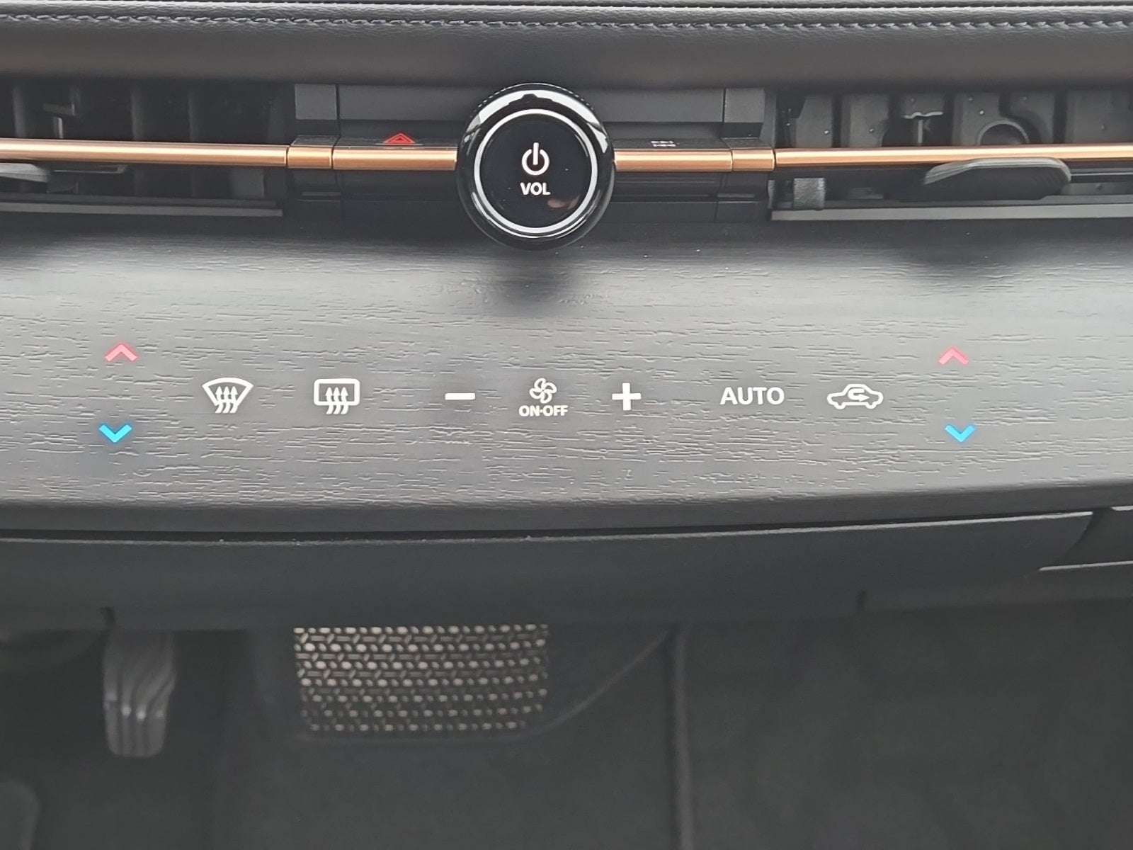 2024 Nissan Ariya EVOLVE+