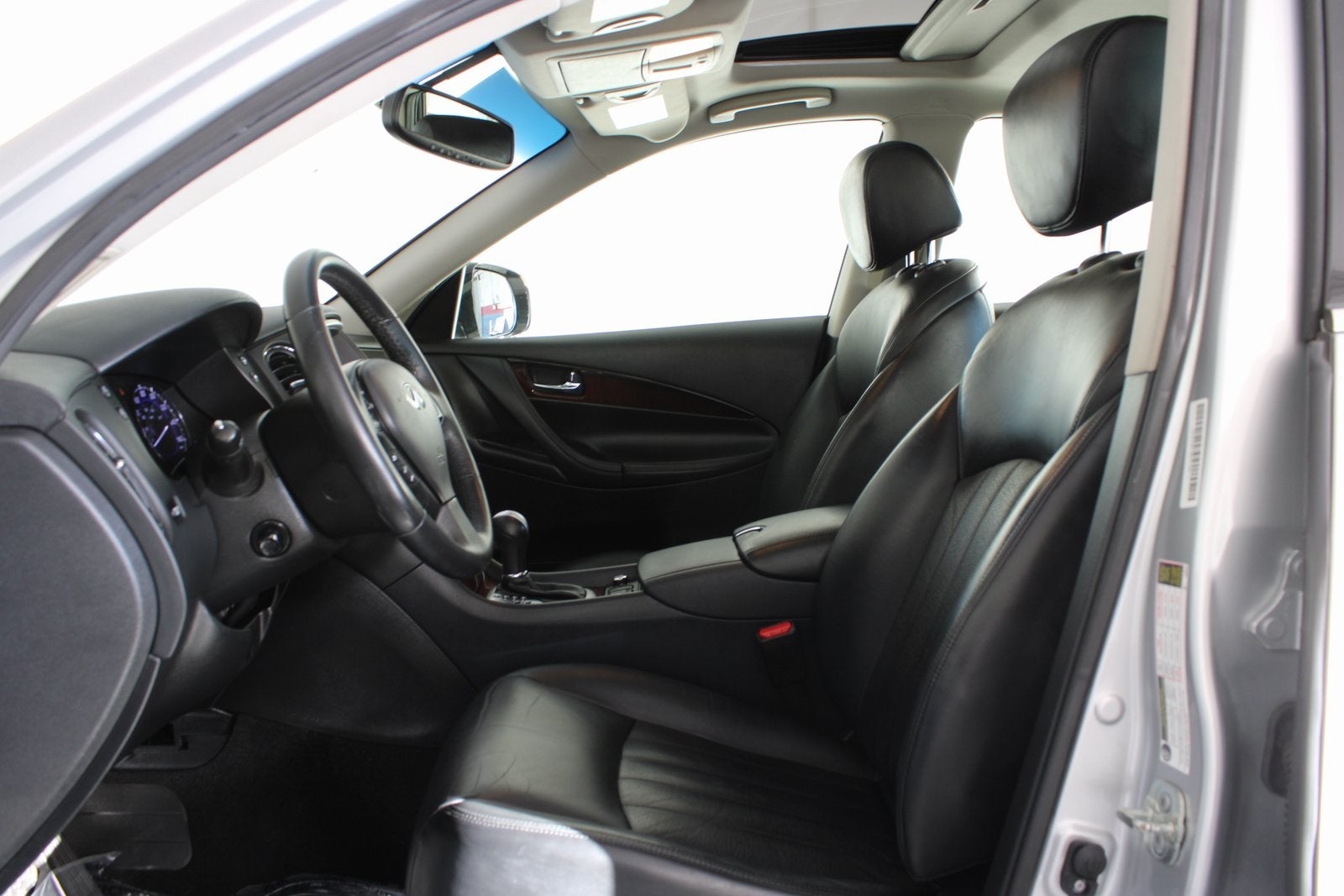 2017 INFINITI QX50 Base