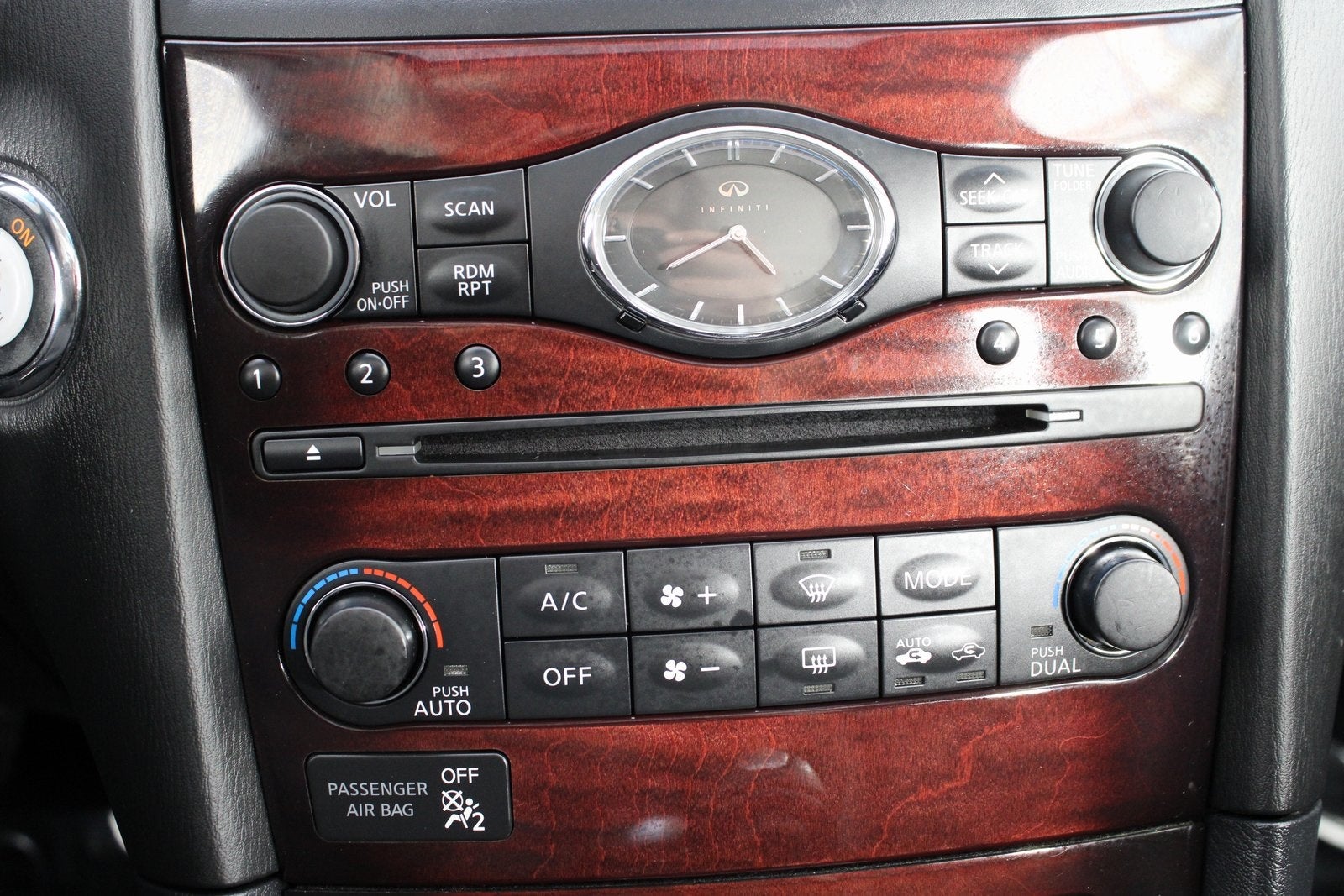 2017 INFINITI QX50 Base