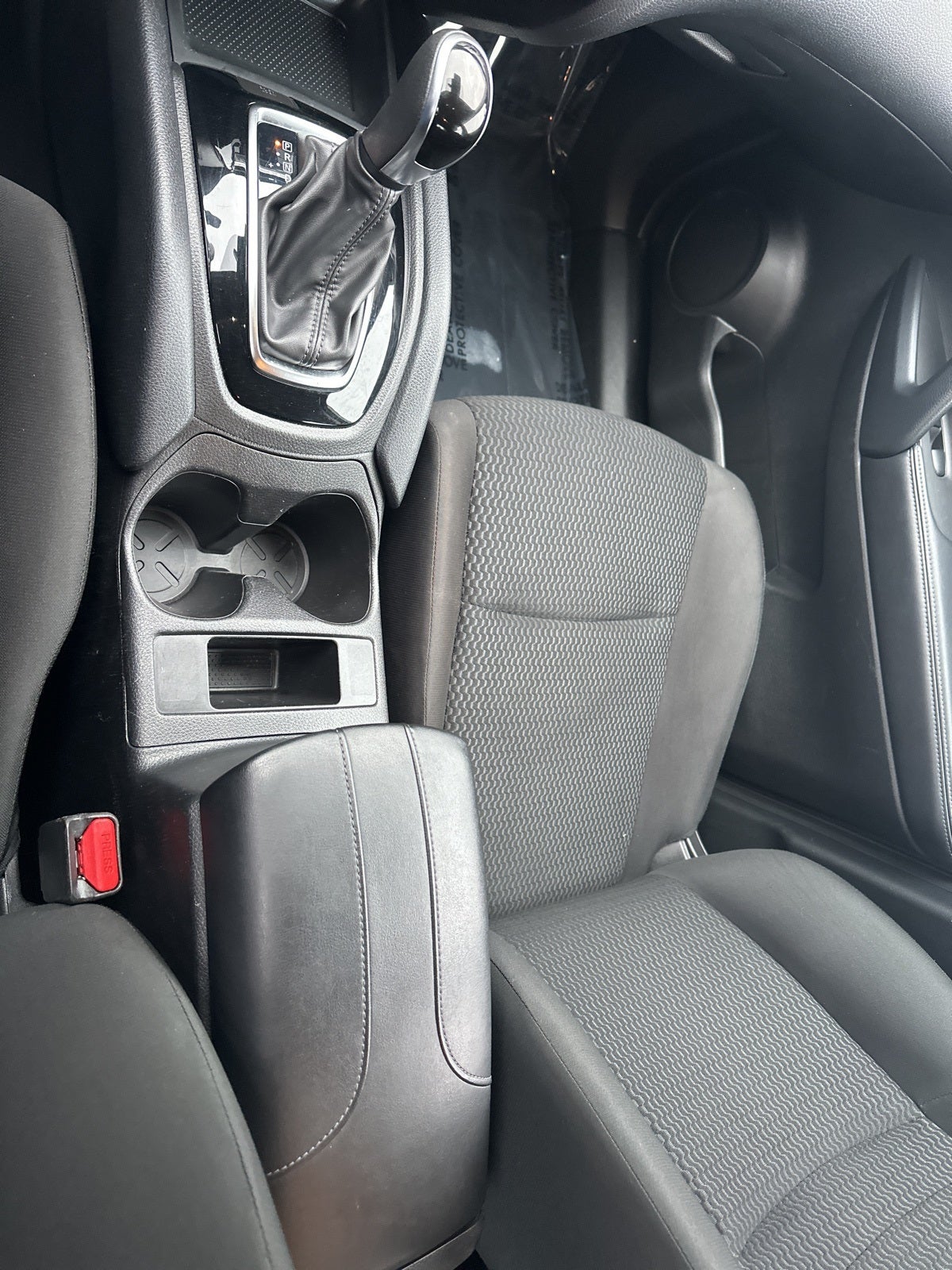 2022 Nissan Rogue Sport S