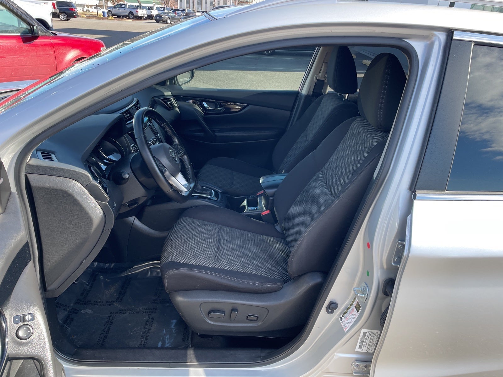 2017 Nissan Rogue Sport SV