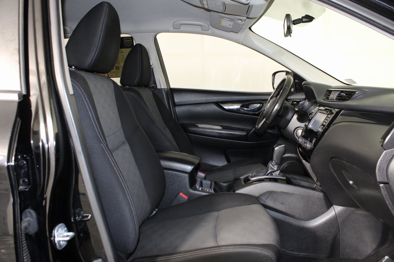 2017 Nissan Rogue Sport SV