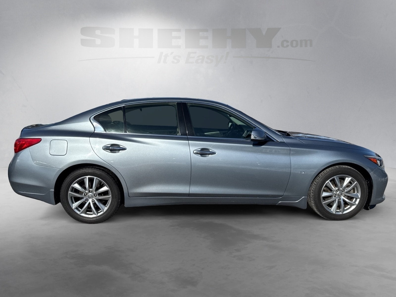 2015 INFINITI Q50 Premium