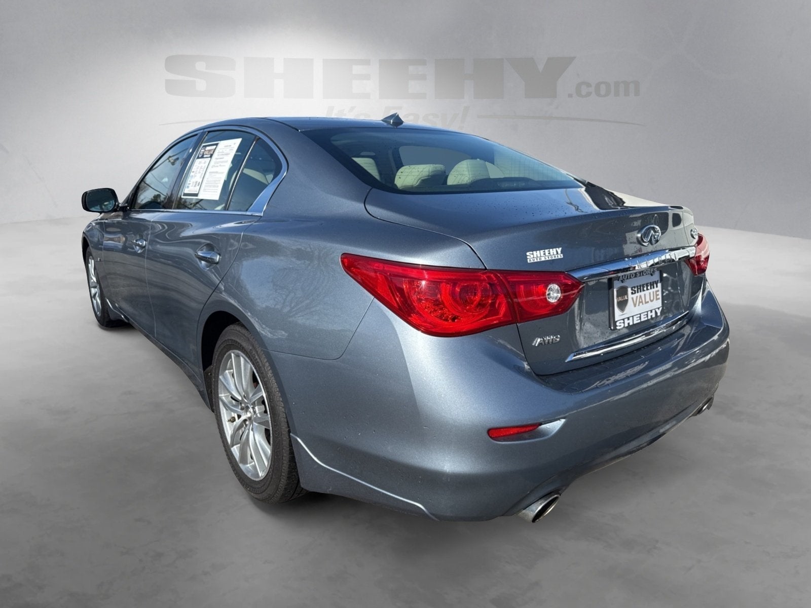 2015 INFINITI Q50 Premium