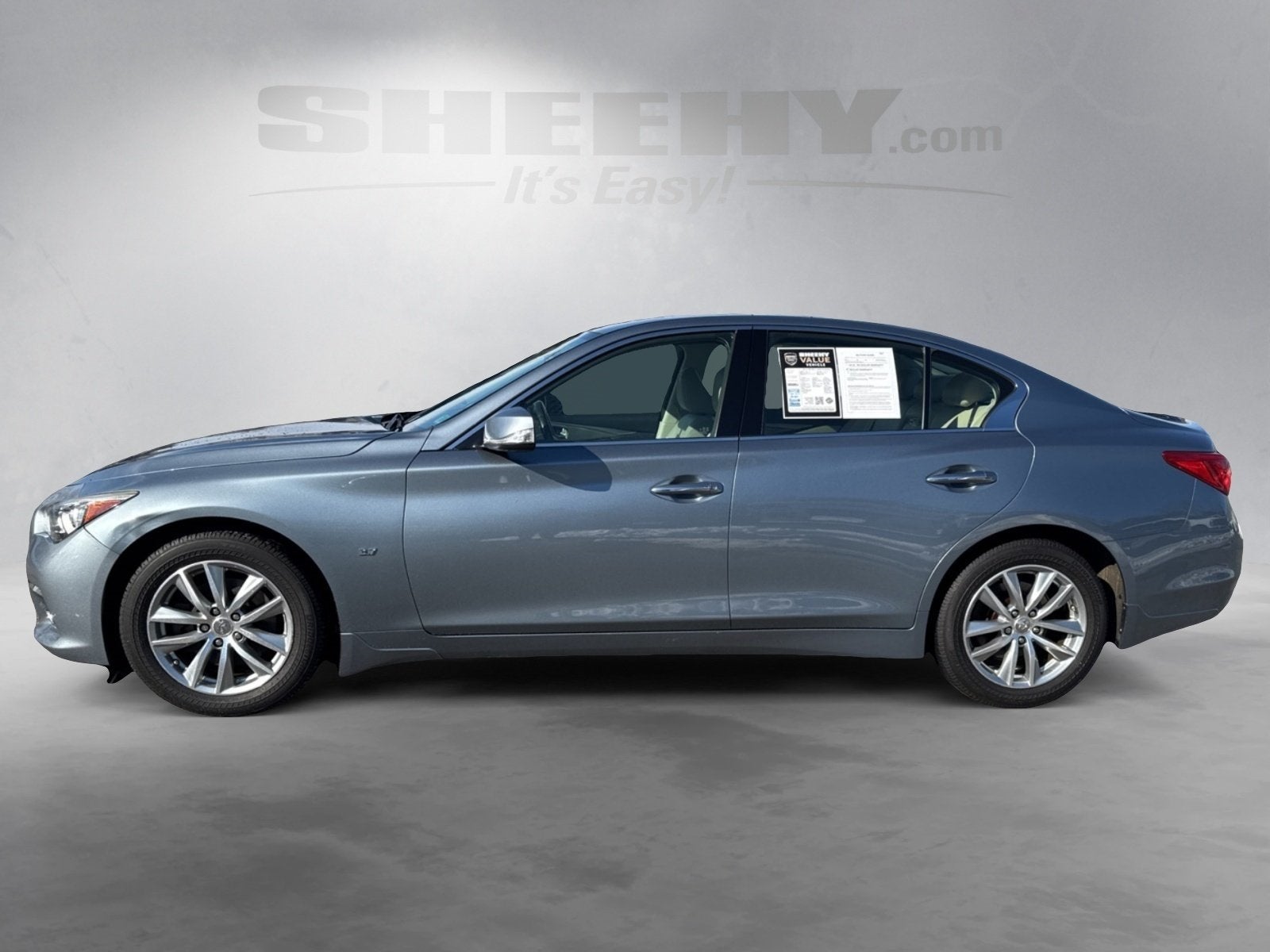 2015 INFINITI Q50 Premium
