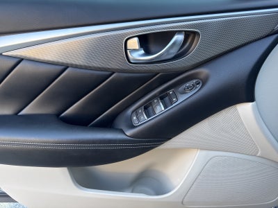 2015 INFINITI Q50 Premium