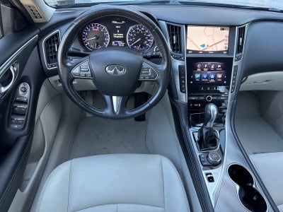 2015 INFINITI Q50 Premium