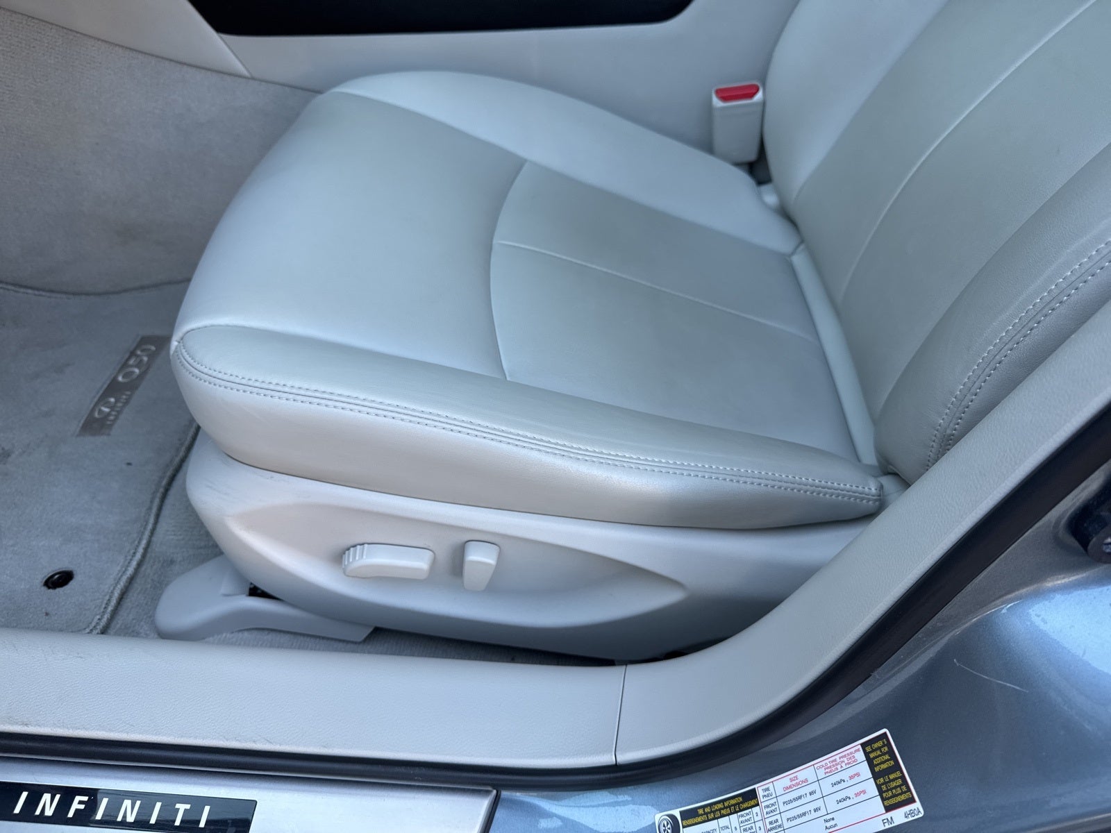 2015 INFINITI Q50 Premium