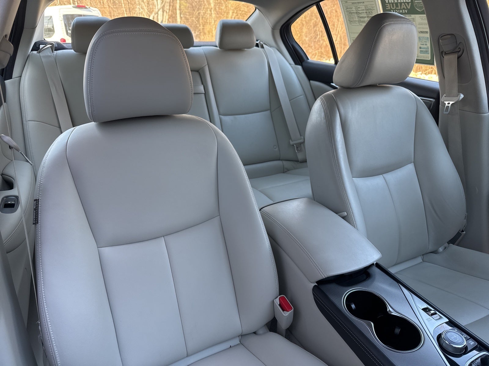 2015 INFINITI Q50 Premium