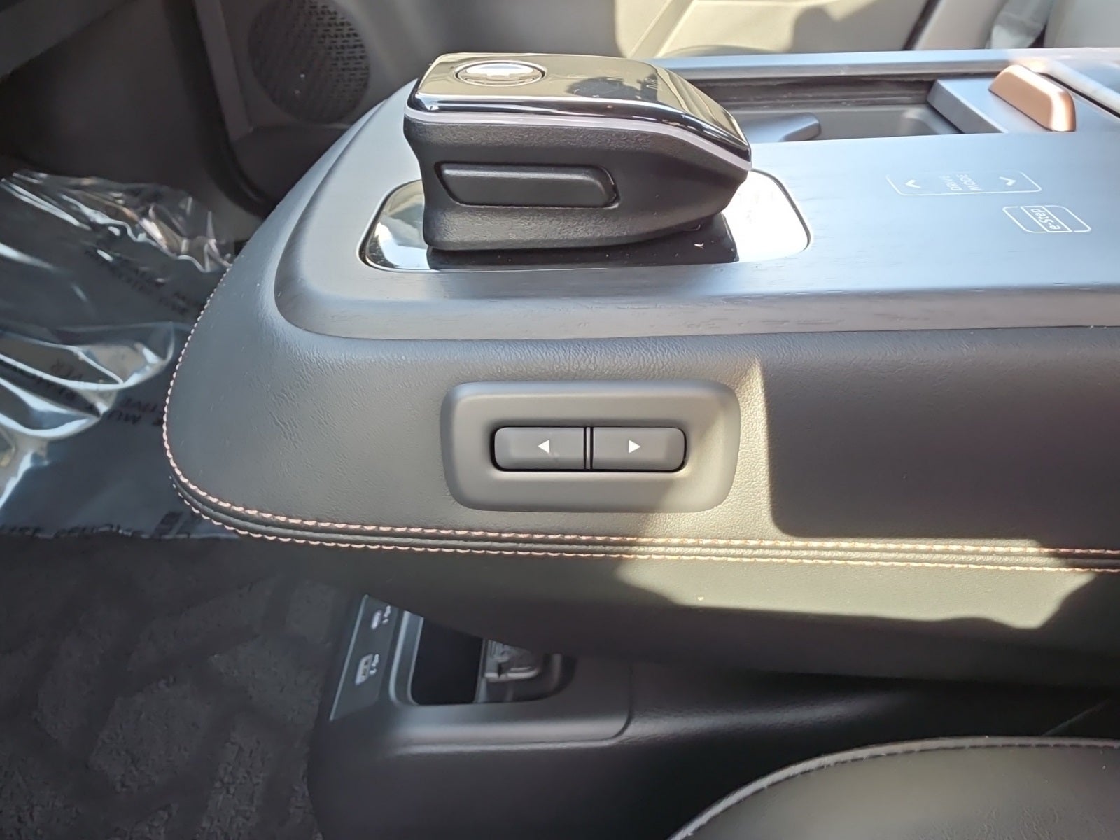 2024 Nissan Ariya ENGAGE e-4ORCE