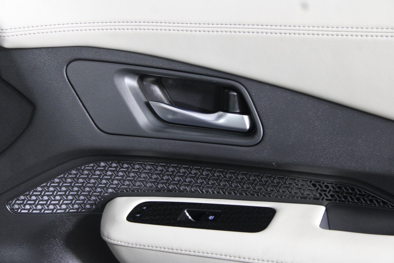 2023 Nissan Ariya EVOLVE+ e-4ORCE