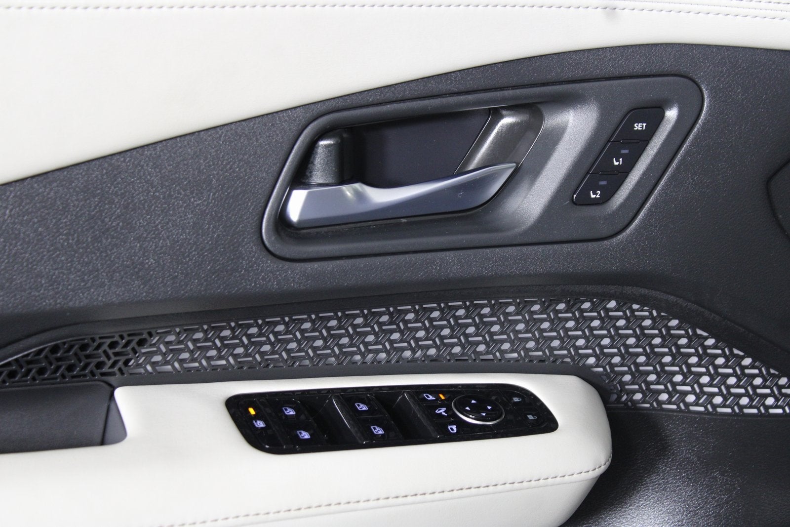 2023 Nissan Ariya EVOLVE+ e-4ORCE