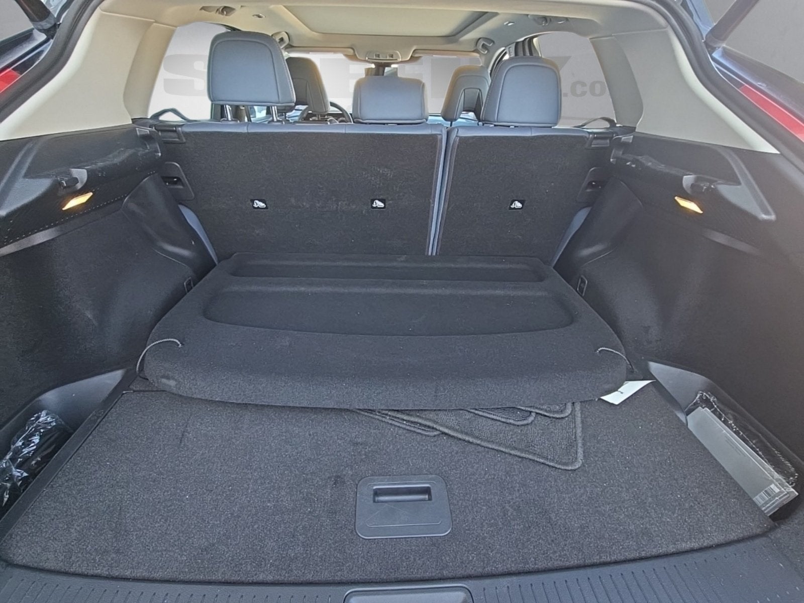 2024 Nissan Ariya PLATINUM+ e-4ORCE