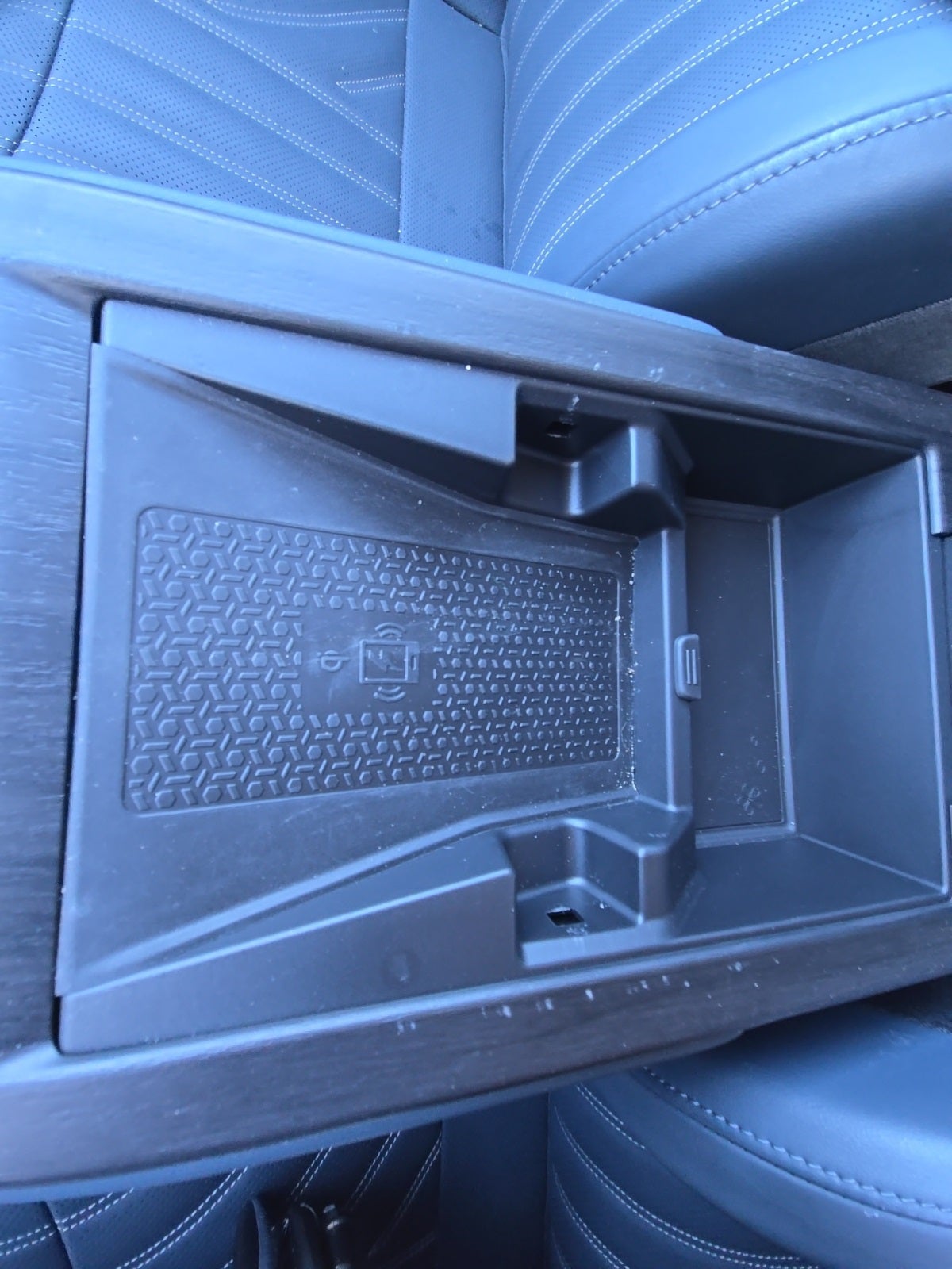 2024 Nissan Ariya PLATINUM+ e-4ORCE