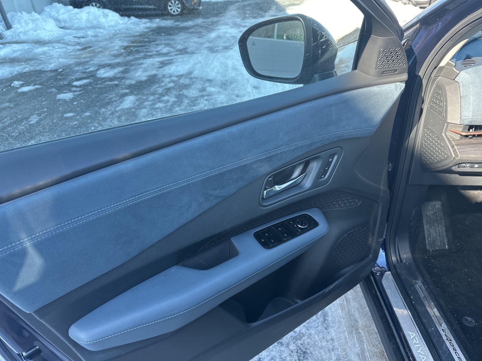 2024 Nissan Ariya PLATINUM+ e-4ORCE