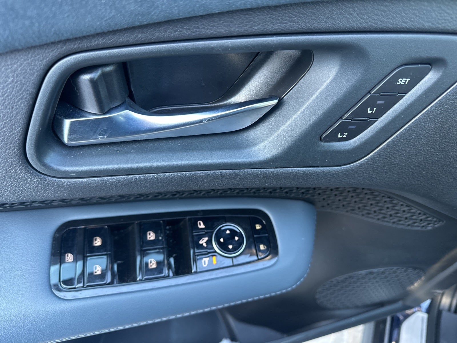 2024 Nissan Ariya PLATINUM+ e-4ORCE