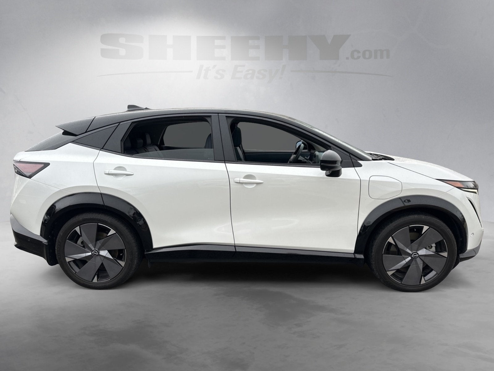 2023 Nissan Ariya PLATINUM+ e-4ORCE